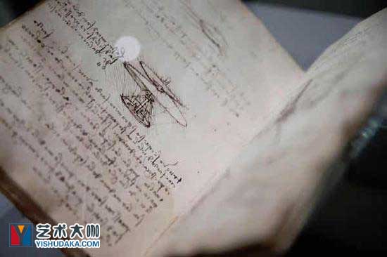 达・芬奇手稿中的一架飞行器的图纸